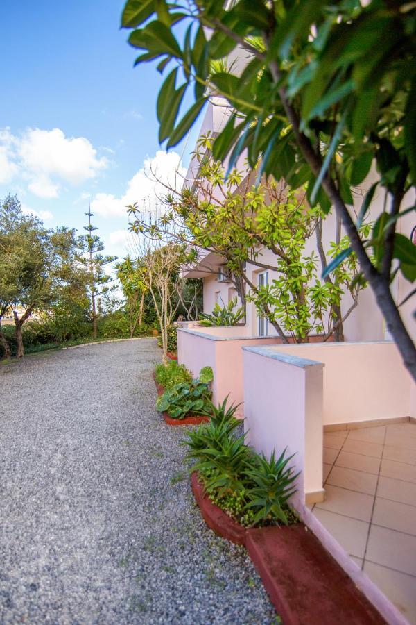 Aphrodite Studios & Apartment Bali  Luaran gambar