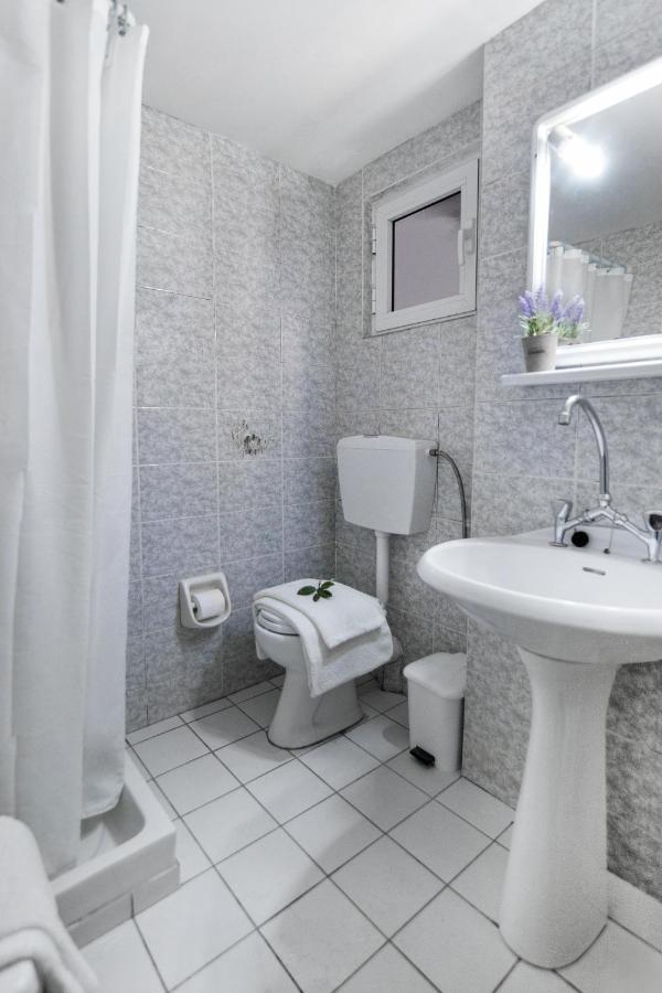 Aphrodite Studios & Apartment Bali  Luaran gambar